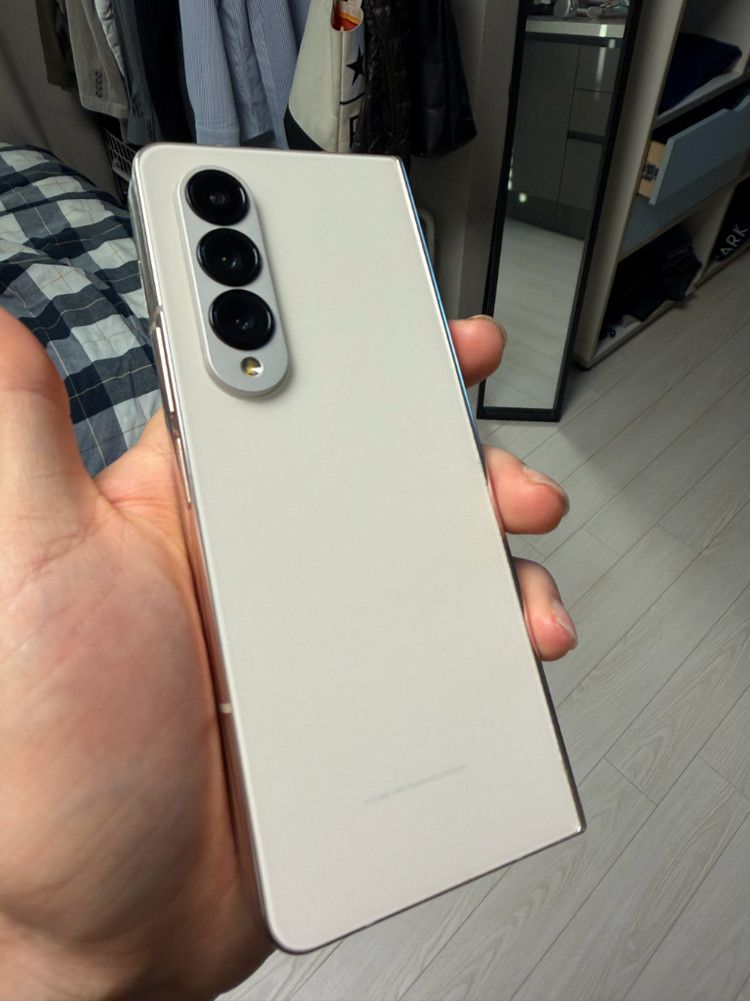 폴드4 256g 베이지 이미지