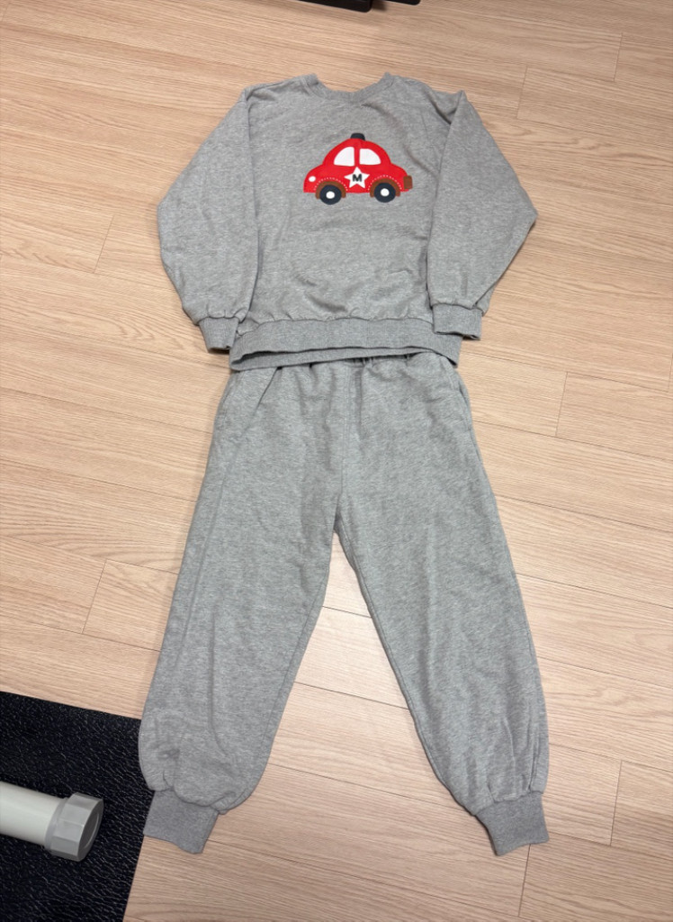 유니프랜드 봄 상하복 세트 130사이즈 이미지