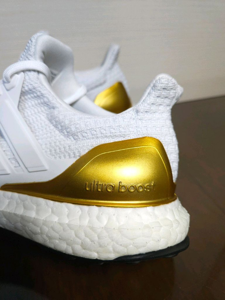 (225,230,235,240,255) 아디다스 울트라부스트 4.0 화이트골드 이미지