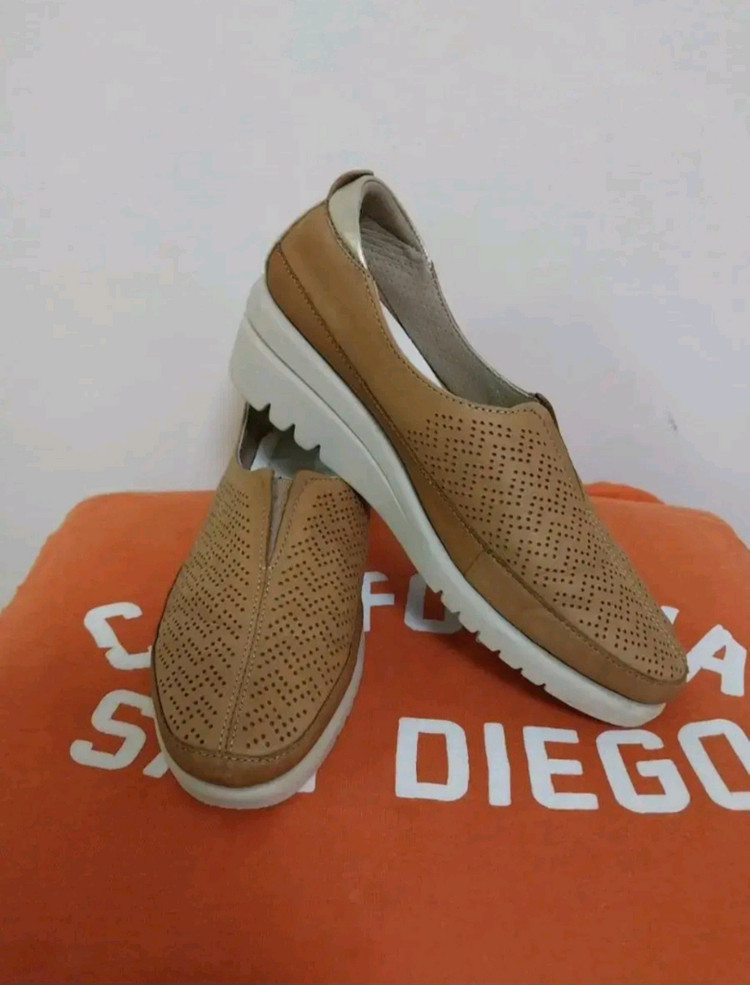 여성 제니아 가죽 슬립온 (230) 이미지