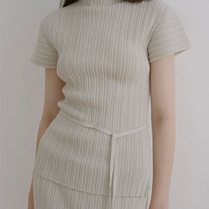 공드린 엘리 플리츠 탑 이미지