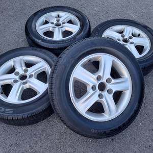 i30 15인치 1956515 중고 휠타이어 팝니다 이미지