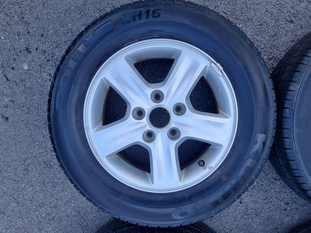 i30 15인치 1956515 중고 휠타이어 팝니다 이미지