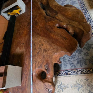 나무 테이블 판매합니다. 이미지