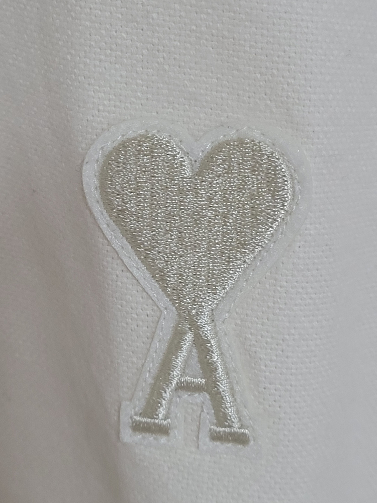 [41] 아미 오프화이트 하트자수 셔츠 P20HC024 408 이미지