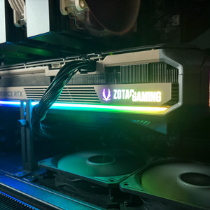 RTX 5090 amp 그래픽카드 팝니다 이미지