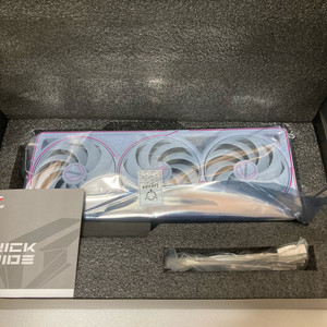 컬러풀 geforce RTX 5080 ULTRA OC 이미지