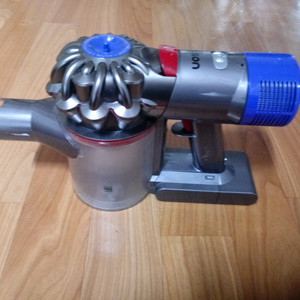 다이슨 무선청소기 V8 (SV10) 본체 이미지