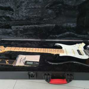 미 펜더 일렉기타 + 하드케이스 세트 이미지