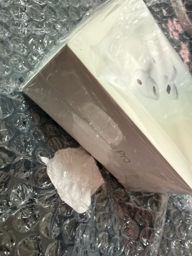 애플 에어팟 프로3 미개봉 판매합니다. 이미지