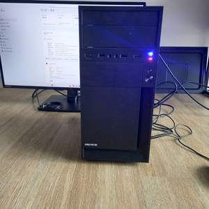 AMD Ryzen 3 3200G CPU 본체 이미지