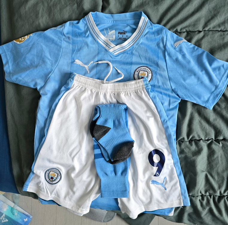 초등 축구유니폼 축구 스타킹 홀란드 맨체스터시티 이미지