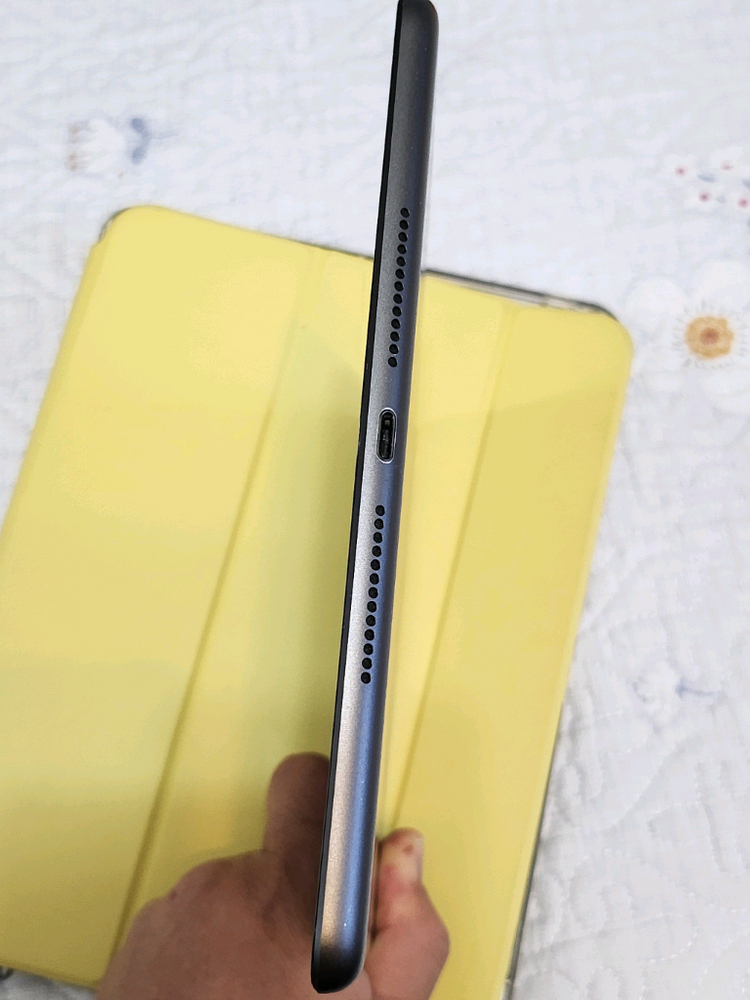 아이패드 9세대 64 wifi 키보드 펜포함 이미지