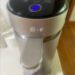 엘지 냉수정수 온수기 이미지