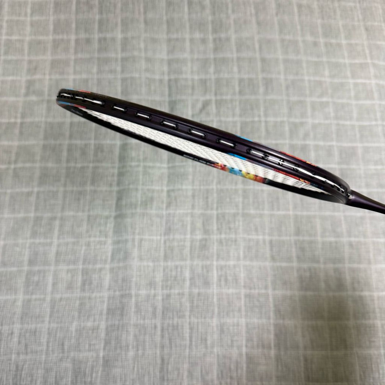 요넥스 나노플레어 700프로 4u 이미지