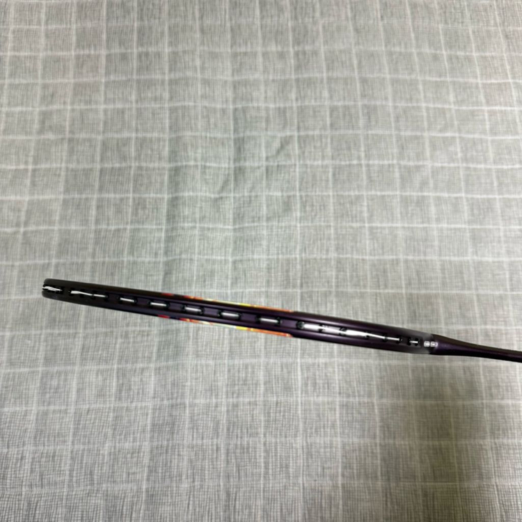 요넥스 나노플레어 700프로 4u 이미지