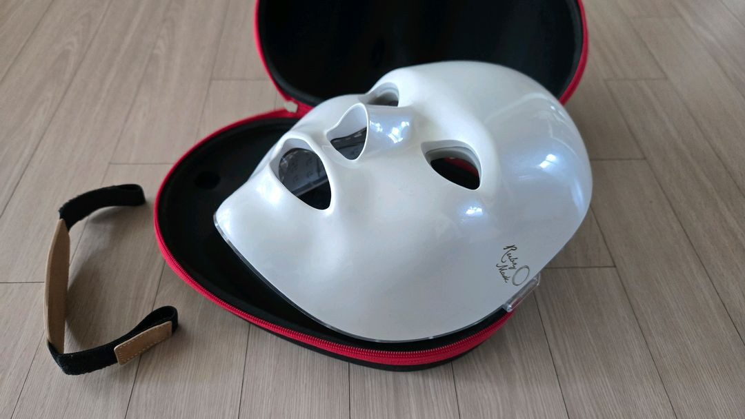 루비 LED 마스크 얼굴 홈케어 마사지 이미지