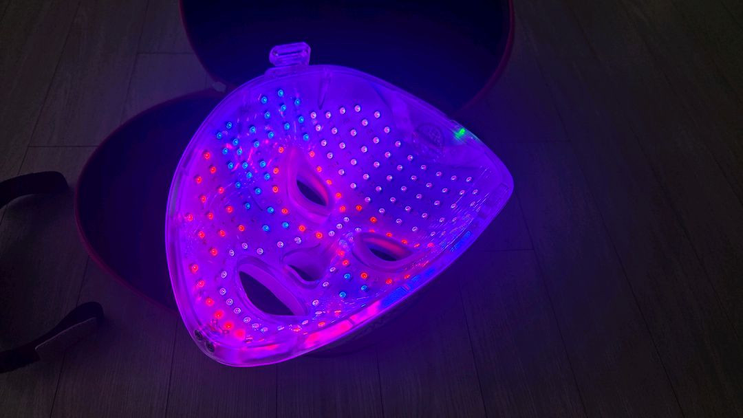 루비 LED 마스크 얼굴 홈케어 마사지 이미지