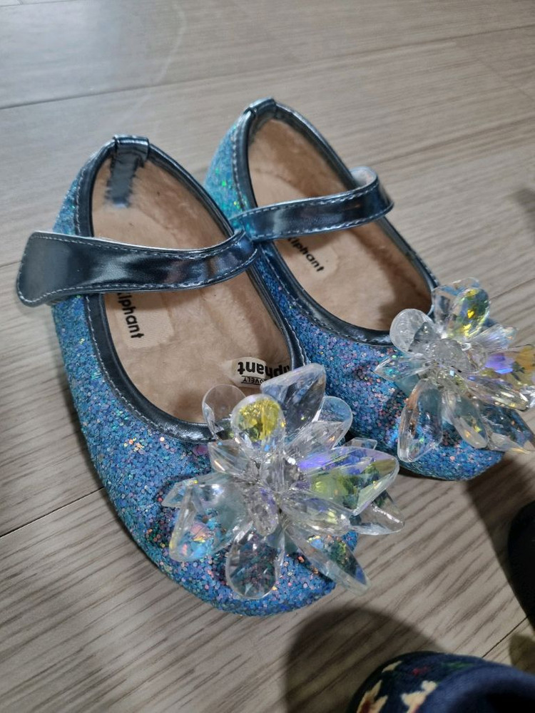 아기 걸음마 신발 삑삑 뽁뽁 130 140 샌들 부츠 구두 운동화 이미지