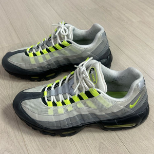 나이키 에어맥스95 OG 네온 이미지