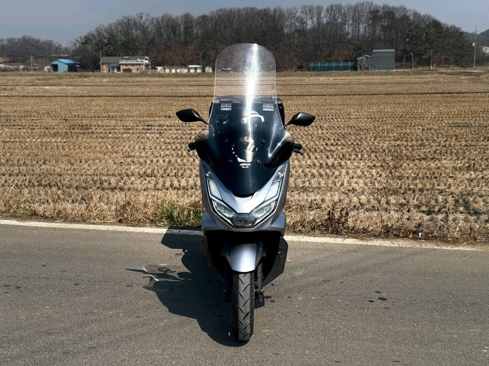혼다PCX125/22년식/4만키로/215만원/배달세팅 이미지