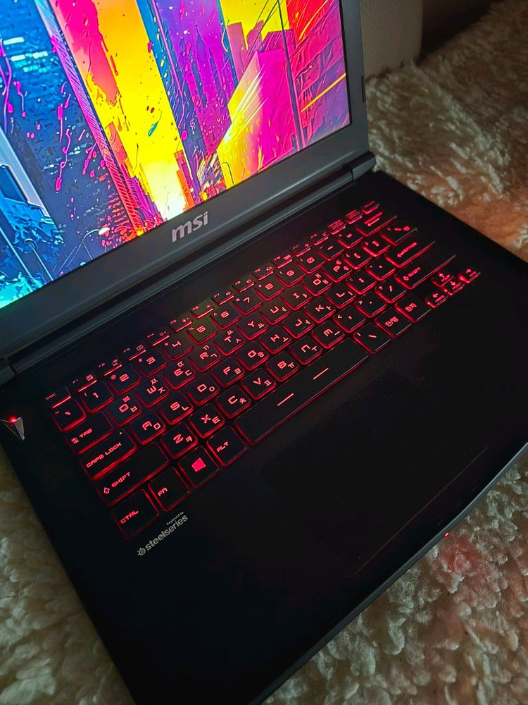 MSI i7 고성능 게이밍 노트북(램12GB,1.25TB,신품고가배터리) 이미지