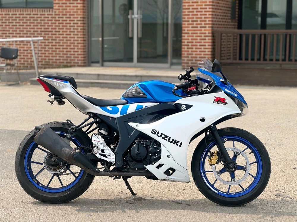 스즈키GSX-R125/24년식/6만키로/225만원/상태굿 이미지