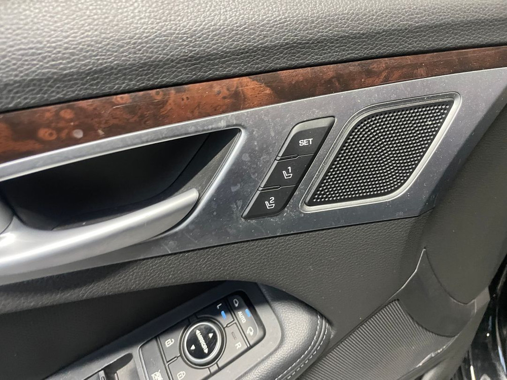 제네시스 DH G330 프리미엄 15년01월 146076km 단순판금입니다. 이미지