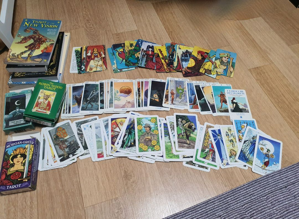 (판매)라이더 웨이트 타로카드 등, 인기 타로카드 북세트 일괄 팝니다 이미지