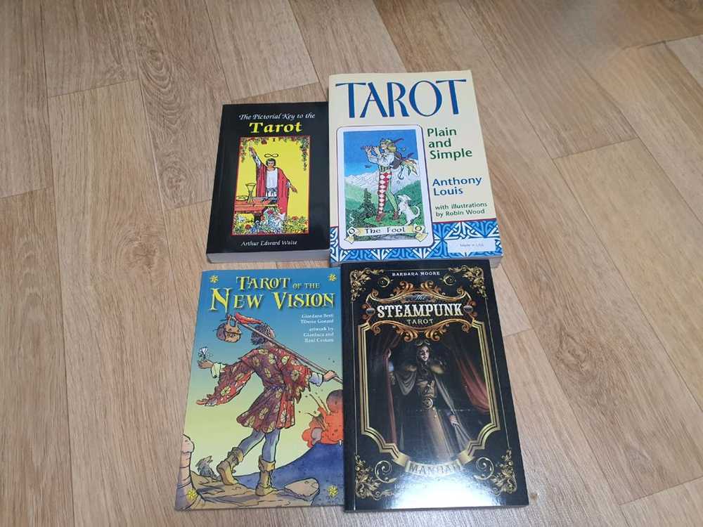 (판매)라이더 웨이트 타로카드 등, 인기 타로카드 북세트 일괄 팝니다 이미지