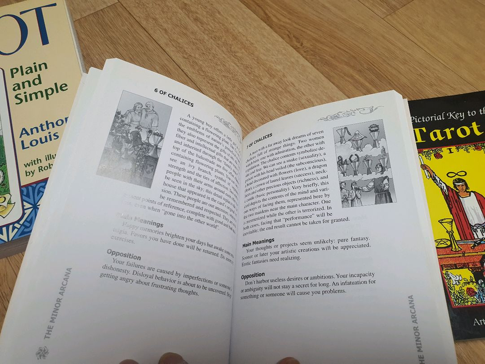 (판매)라이더 웨이트 타로카드 등, 인기 타로카드 북세트 일괄 팝니다 이미지