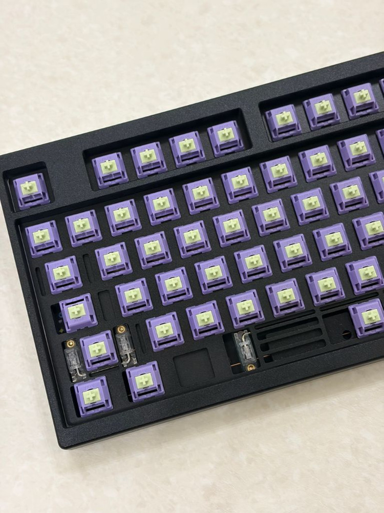 brick tkl 블랙알루상판 pc하판 커스텀 키보드 이미지