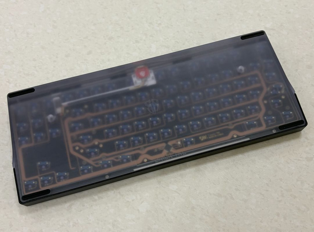 brick tkl 블랙알루상판 pc하판 커스텀 키보드 이미지