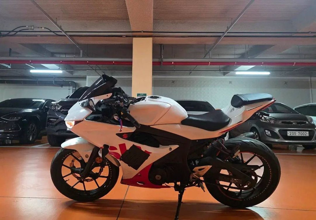 Gsxr-125 2021년식 묻따 이미지