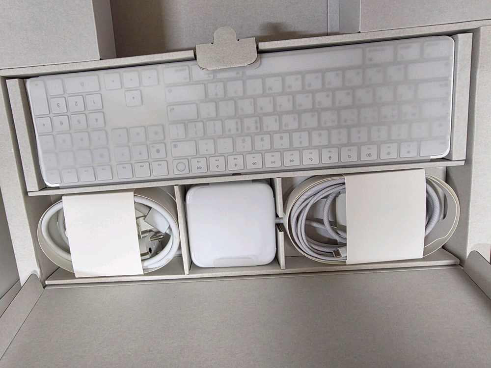 애플 아이맥 24 M3 16GB 500GB 풀박스 이미지