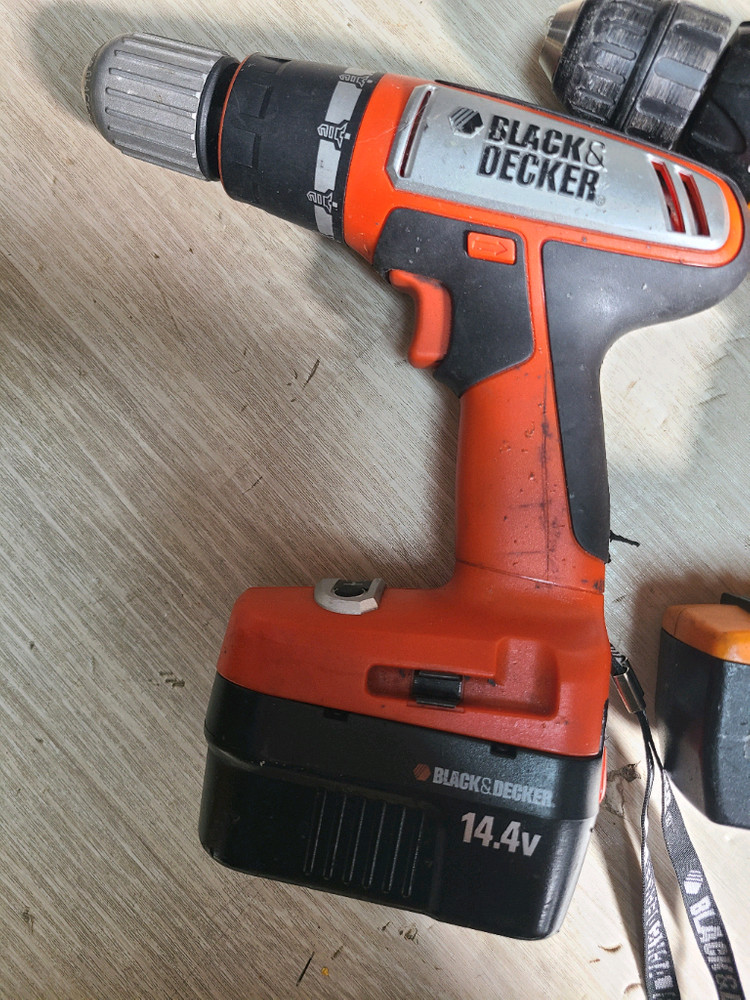 전동 드릴 3종류 (블랙앤데커, 아임삭, 계양) 개당 이미지