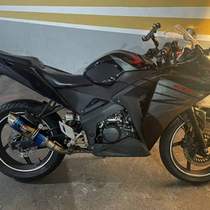 cbr125 흑마 던져요~ 이미지