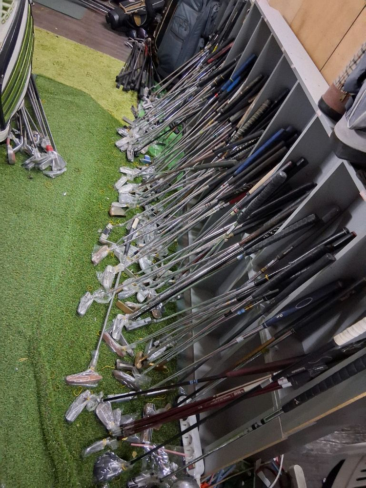 골프채 골라가세요 이미지