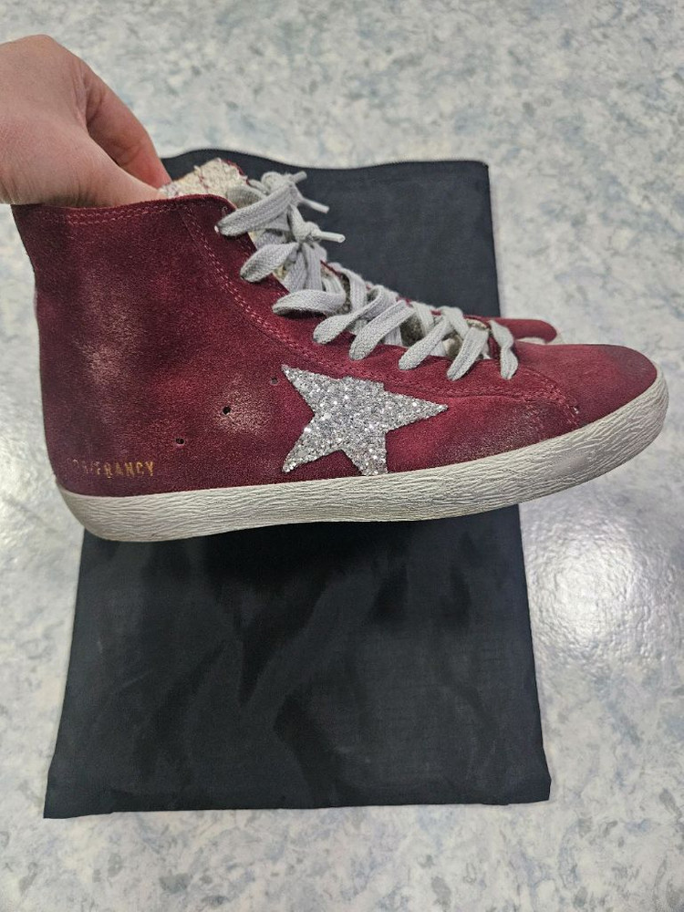 골든구스 하이탑 스니커즈 이미지