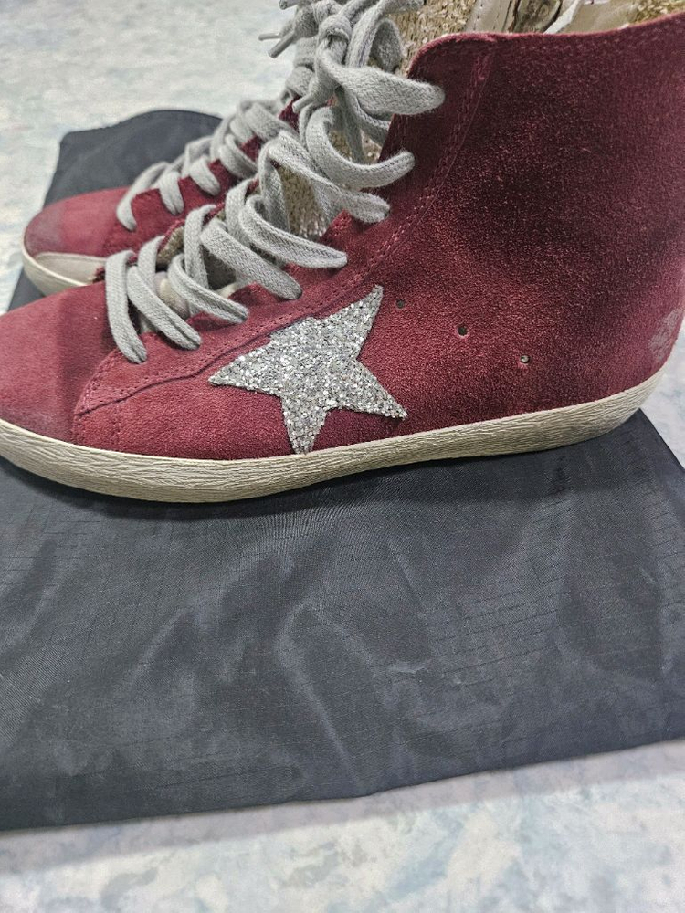 골든구스 하이탑 스니커즈 이미지