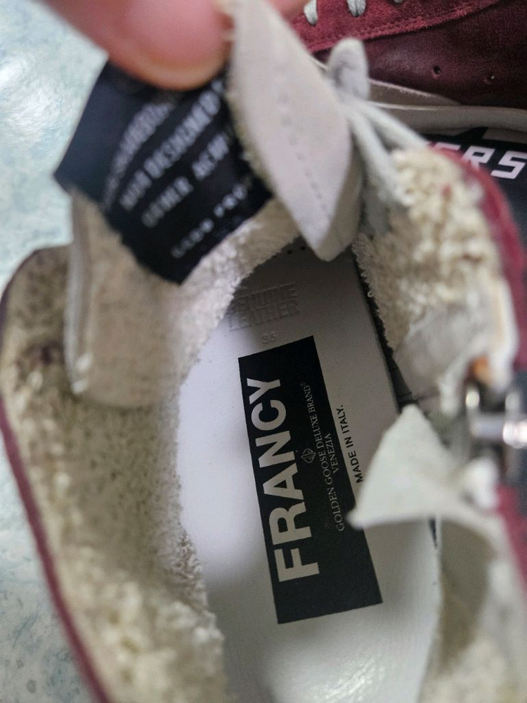 골든구스 하이탑 스니커즈 이미지