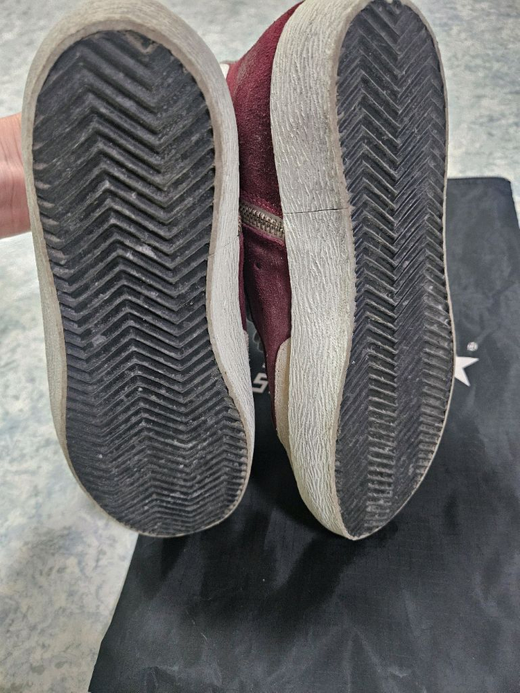 골든구스 하이탑 스니커즈 이미지