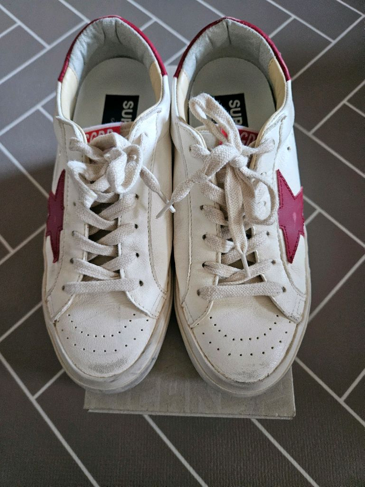 골든구스 스니커즈 이미지