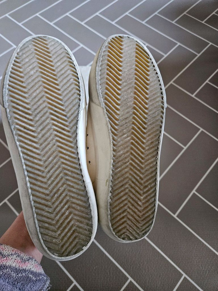 골든구스 스니커즈 이미지