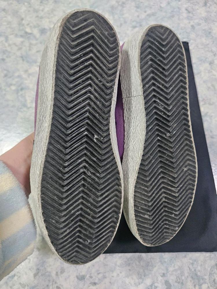 골든구스 로우탑 스니커즈 이미지