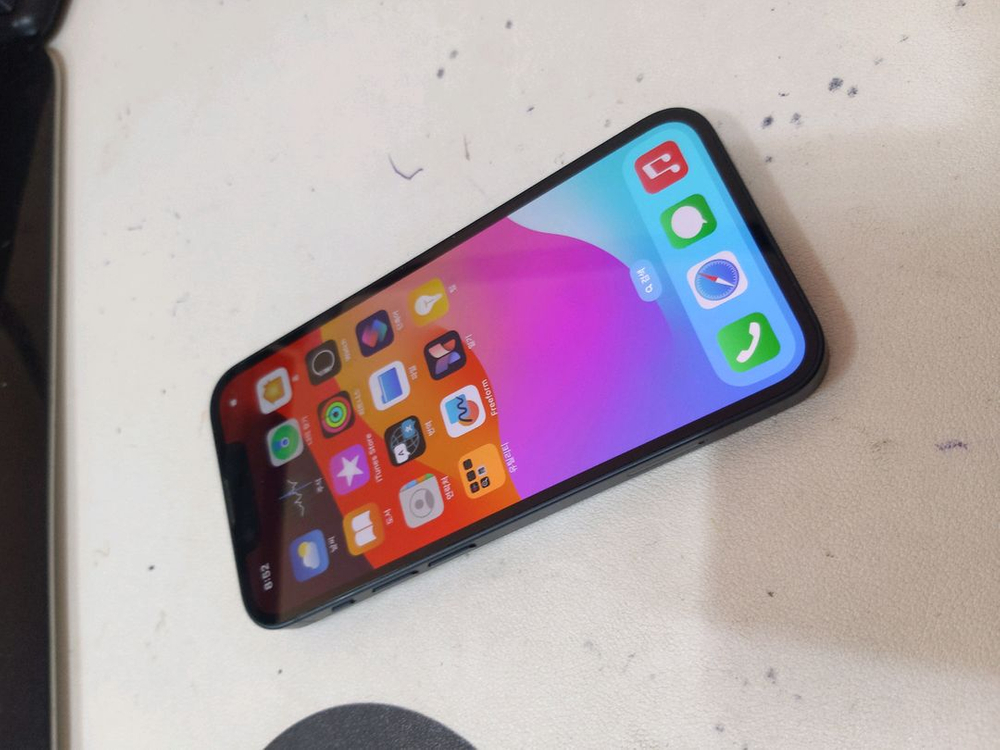 아이폰13미니 128기가 깔끔 블랙 이미지