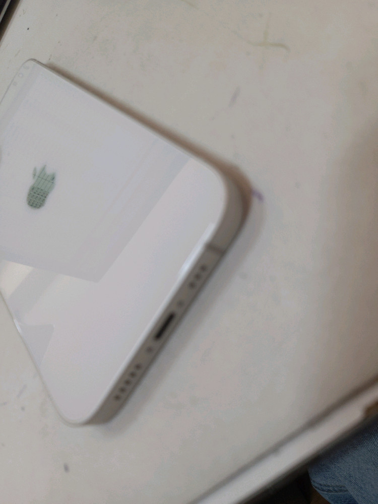 아이폰 13 128기가 배터리 87% 이미지