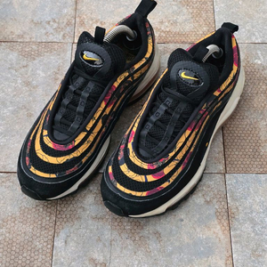 (240)나이키 에어맥스 97 se 플로럴 스니커즈 운동화 이미지