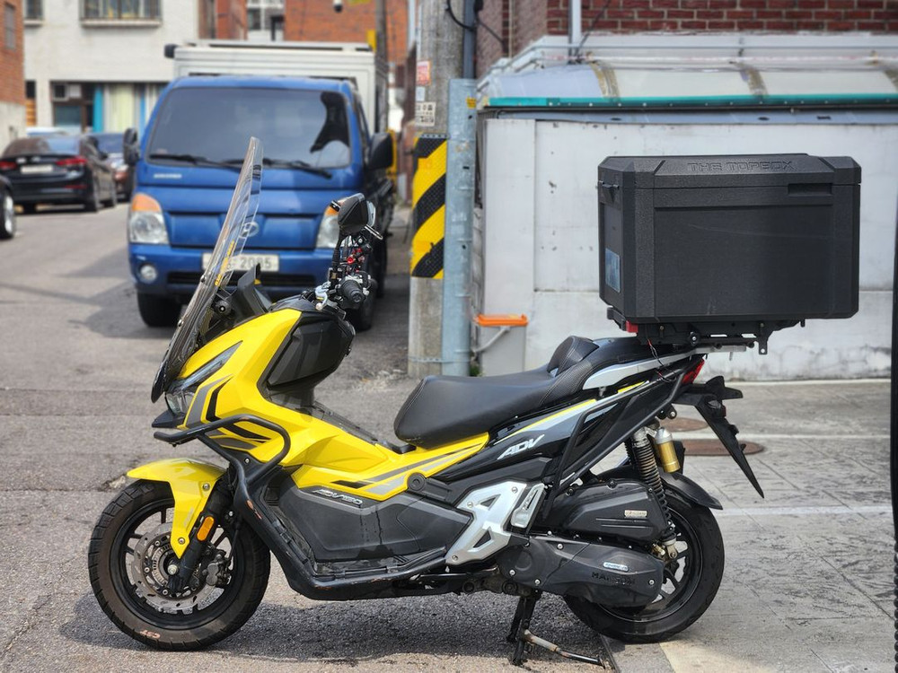 25년식/한솜adv150cc/2만/배달세팅/앞뒤블박/컨디션최고매물팝니다 이미지