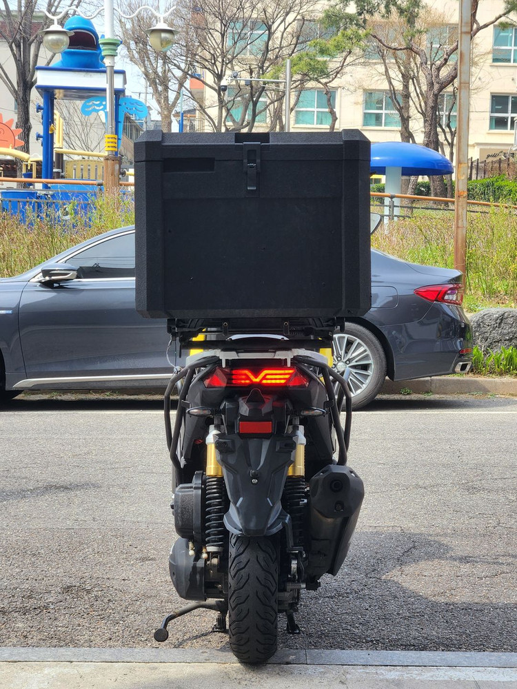 25년식/한솜adv150cc/2만/배달세팅/앞뒤블박/컨디션최고매물팝니다 이미지